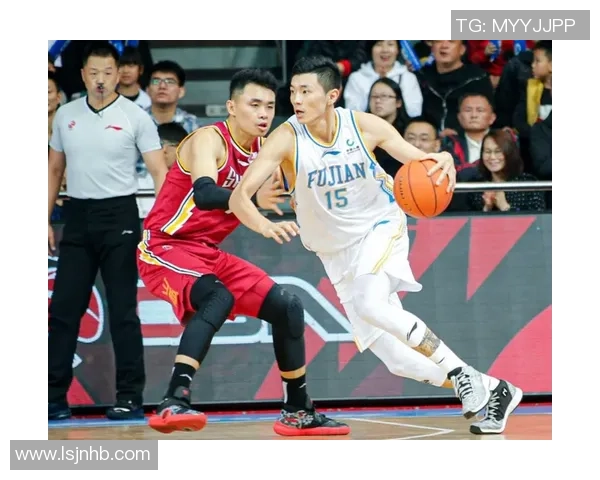 乌甲希尼克体育迎战强敌力争主场胜利展现球队实力与决心