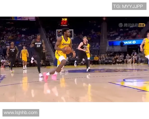 夏季联赛湖人对决热火年轻球员争夺战精彩上演