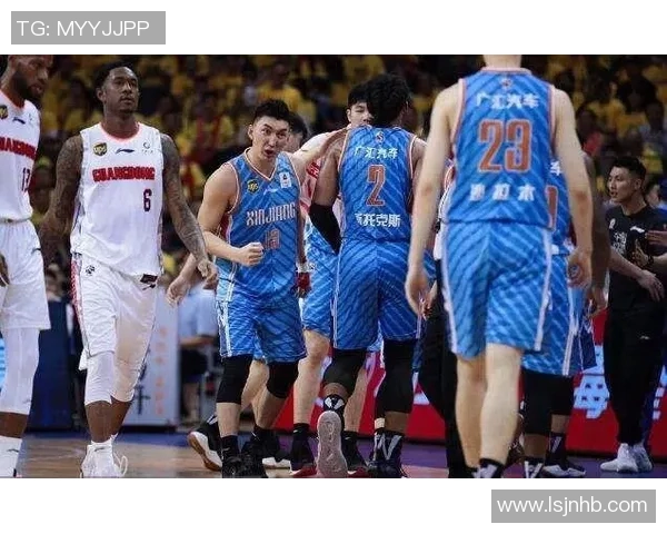 季前赛精彩回放广东队对阵新疆队的激烈对决全程回顾