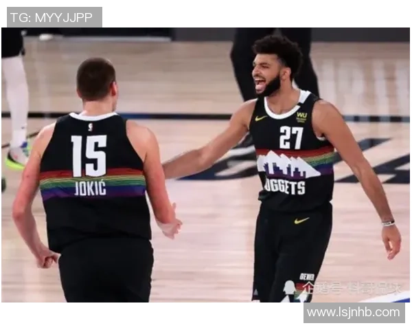 骑士与湖人激战正酣腾讯直播全程呈现精彩瞬间与赛后分析