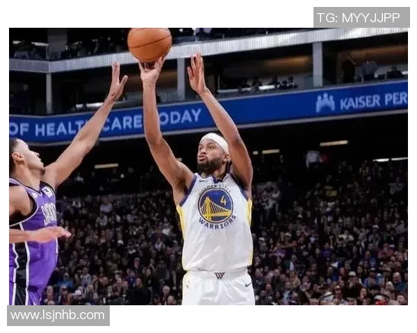 勇士与国王季前赛精彩集锦回顾展现球员风采与战术对决 勇士与国王季前赛精彩集锦回顾展现球员风采与战术对决