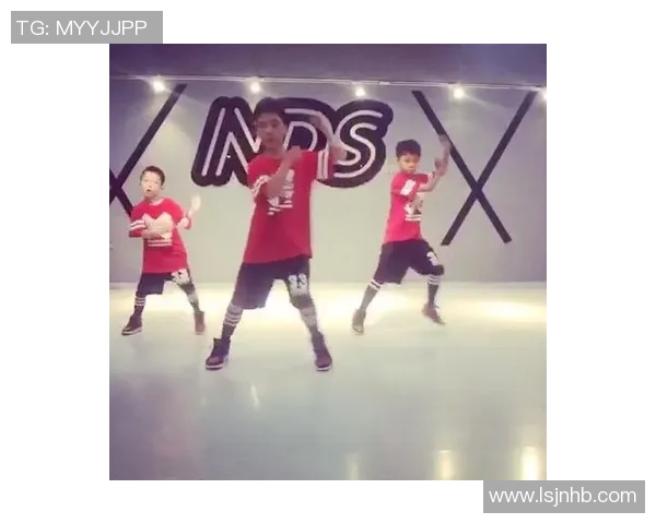 赛后分析：武汉街舞队与北京街舞队灵活性对比及战术探讨