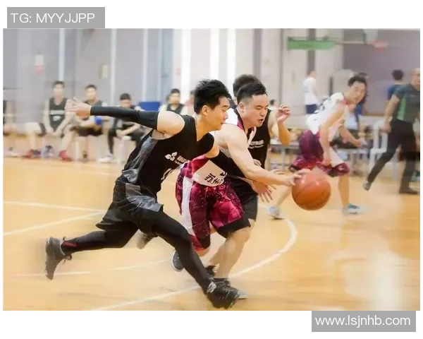 西安篮球队灵活性揭秘：如何在赛场上展现卓越的战术与团队配合