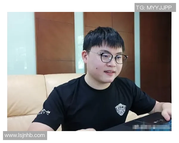 对话黄芳：回顾英雄联盟职业生涯的辉煌与挑战